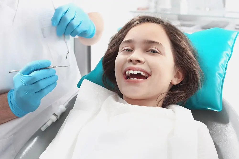 treatment of tooth loss the child to the dentist - Signs Your Child Needs Braces: 10 Things Parents Should Watch